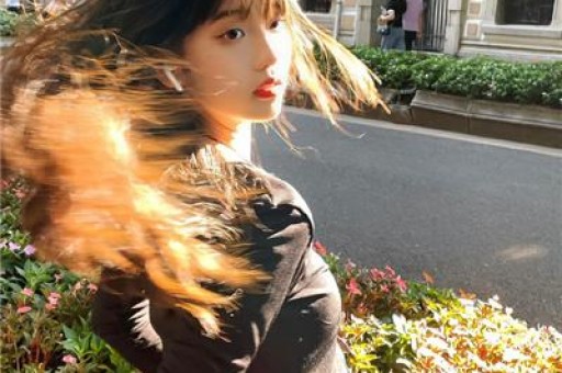 河南一男子闯入女澡堂打人洗浴中心：他进去打他媳妇；涉事男子已被警方控制