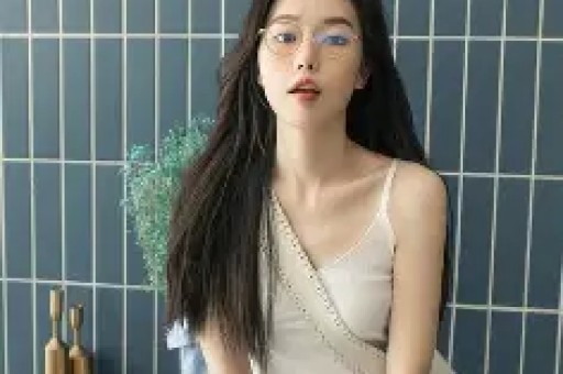 “带娃送外卖”可能是摆拍 经济日报：别让虚假苦情透支社会善意