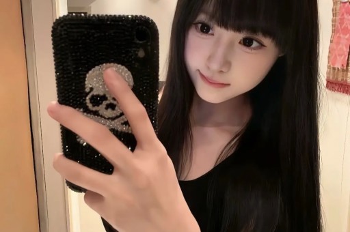《隐秘的角落》“朱朝阳”否认劈腿打人称长期被女方骚扰年少成名是诅咒还是幸运？