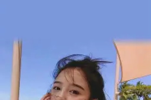 离开富大龙后她进入国防大学当老师如今42岁仍单身无儿无女