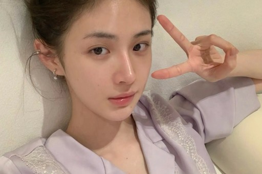 直播被问如何当好小三韦雪发飙怒斥反被网友嘲讽买热搜当捞女